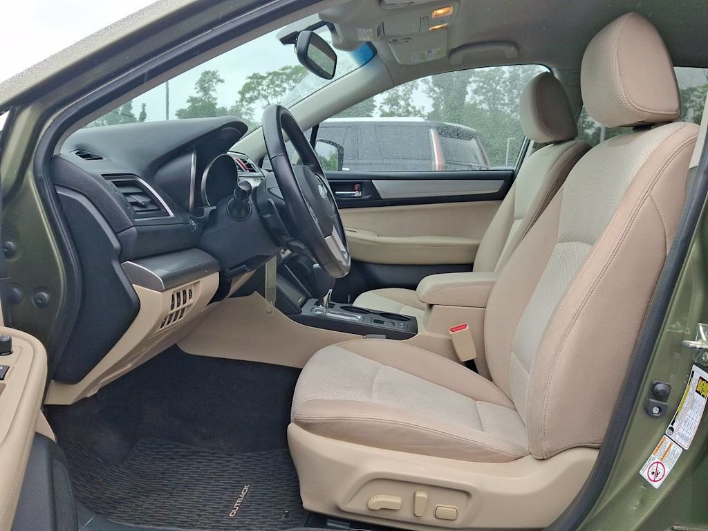 Thumbnail: 2015 Subaru Outback - 10