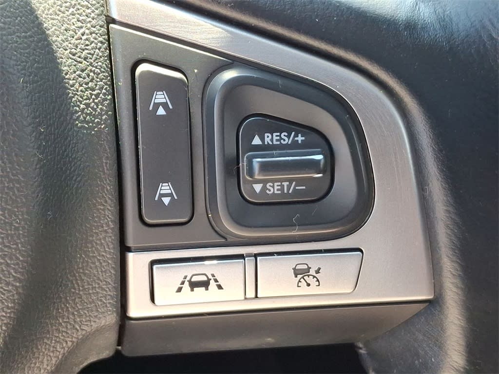 2016 Subaru Outback Limited 21