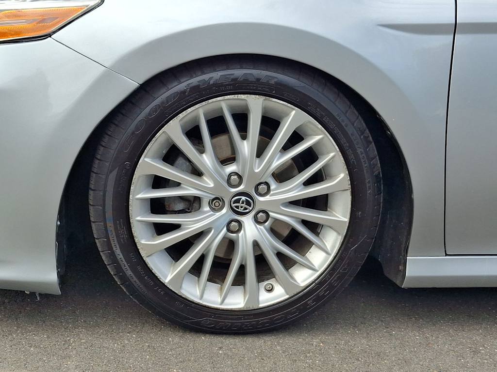 Thumbnail: 2018 Toyota Camry - 6