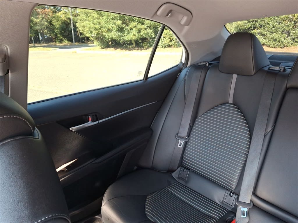 Thumbnail: 2024 Toyota Camry - 10