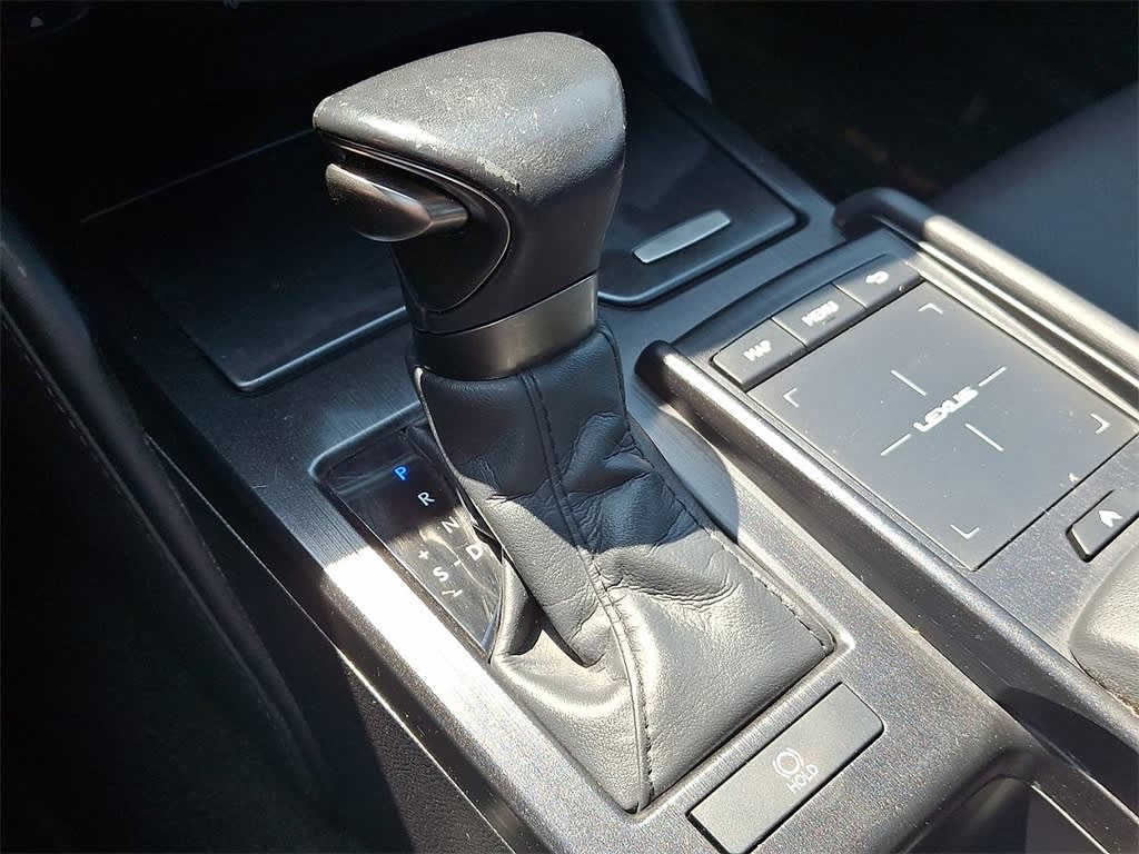Thumbnail: 2022 Lexus ES - 13