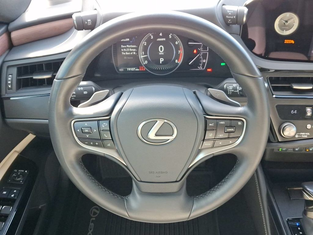 Thumbnail: 2025 Lexus ES - 12