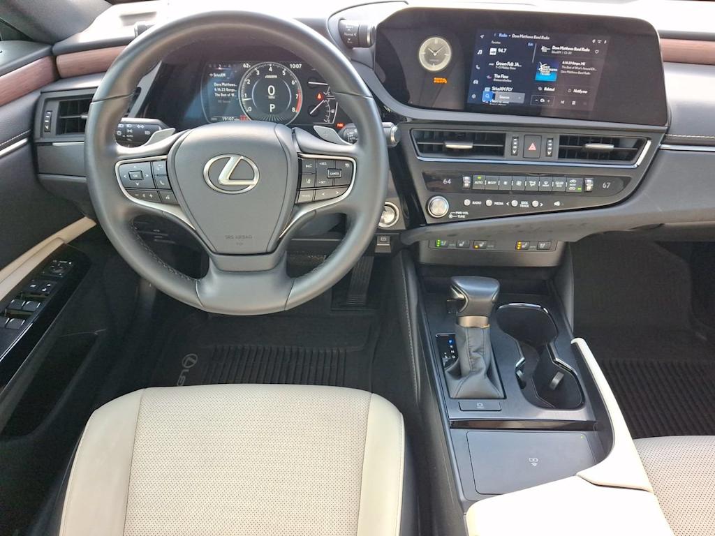 Thumbnail: 2025 Lexus ES - 13