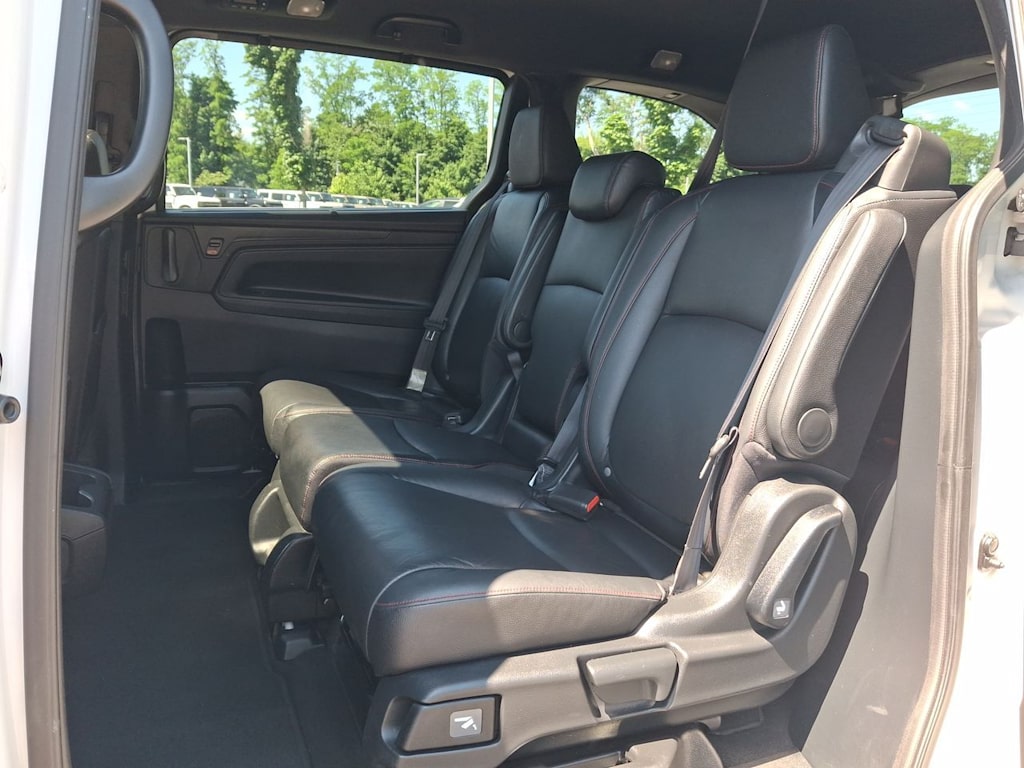 Thumbnail: 2023 Honda Odyssey - 29