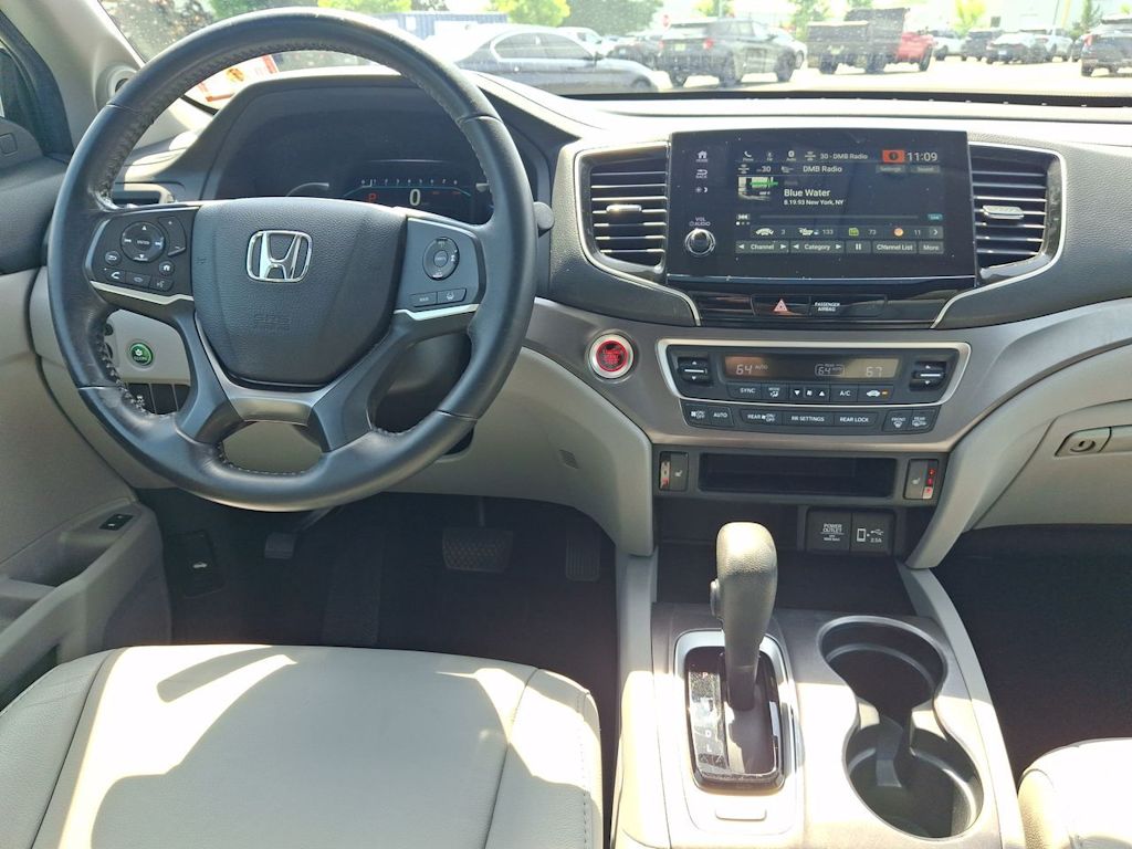 Thumbnail: 2019 Honda Pilot - 12