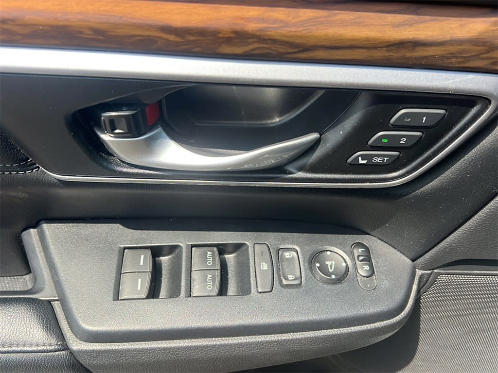 Thumbnail: 2018 Honda CR-V - 16