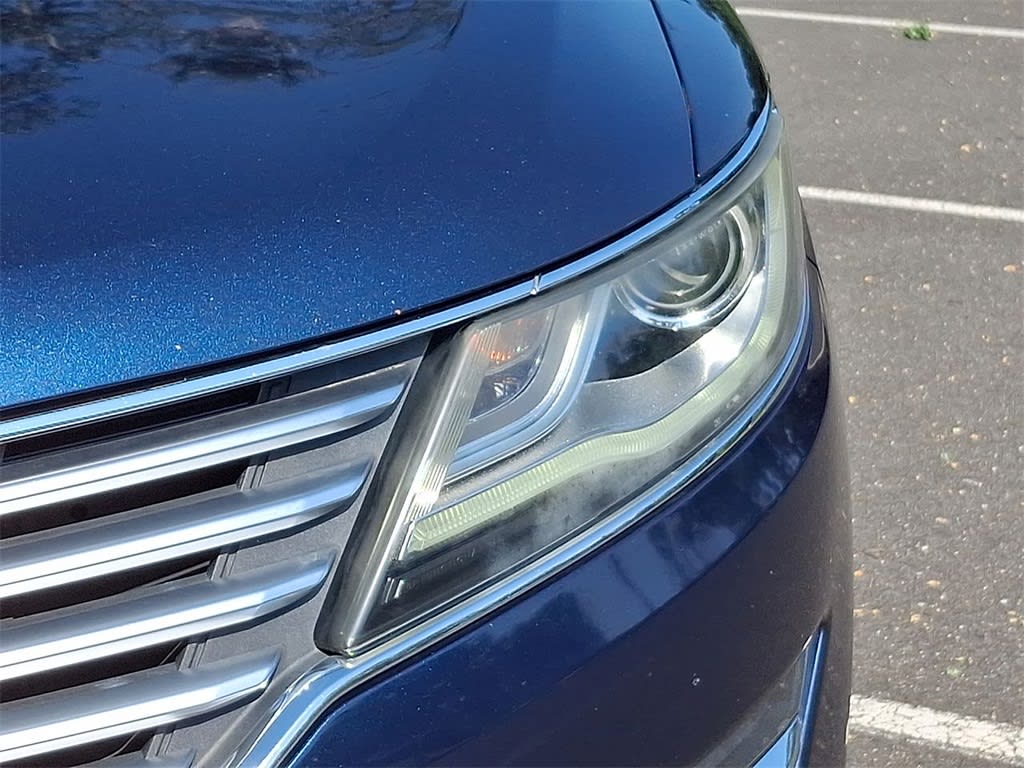 Thumbnail: 2015 Lincoln MKC - 24
