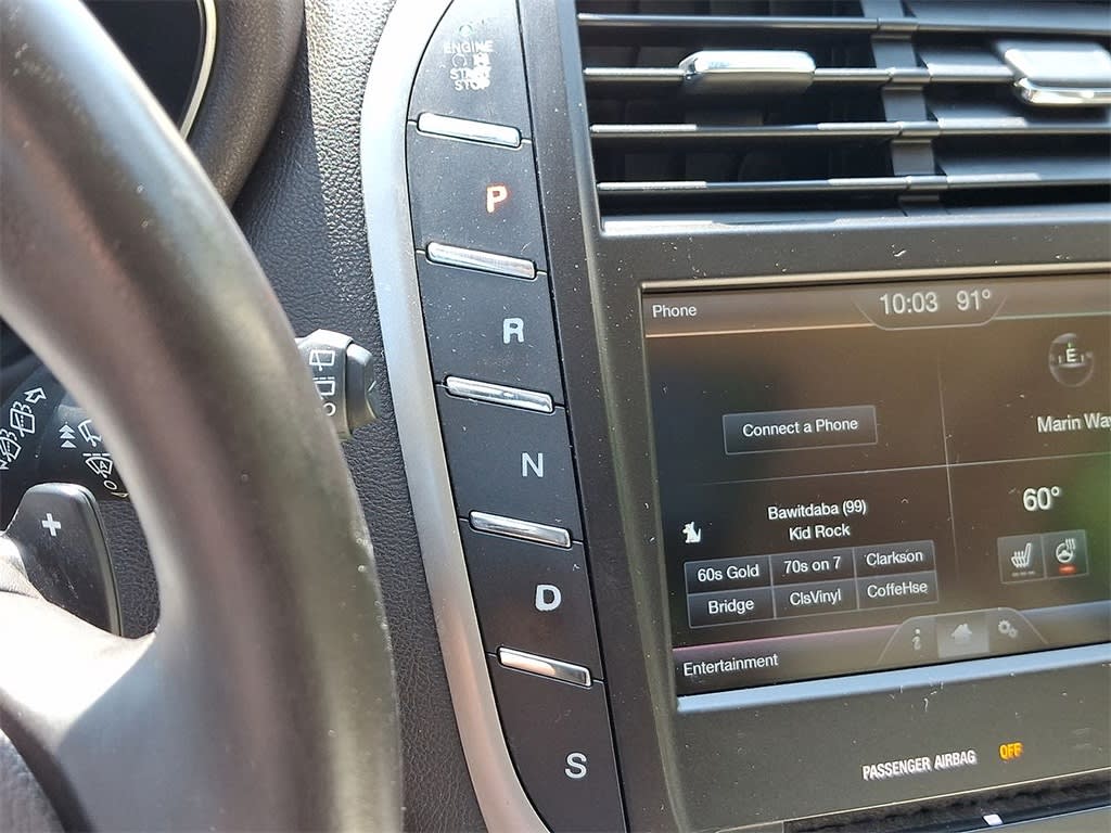 Thumbnail: 2015 Lincoln MKC - 9