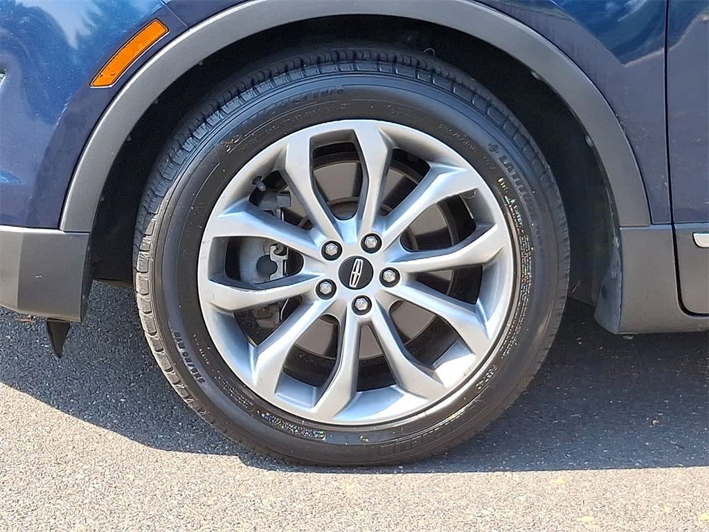 Thumbnail: 2015 Lincoln MKC - 5