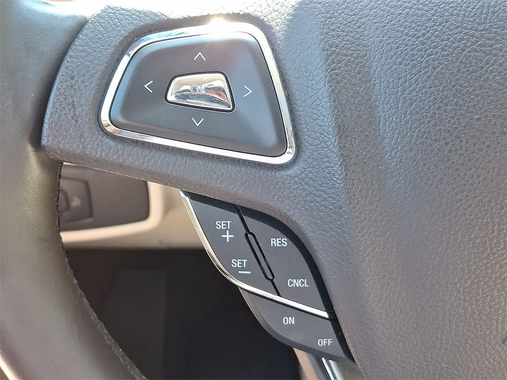 Thumbnail: 2015 Lincoln MKC - 20