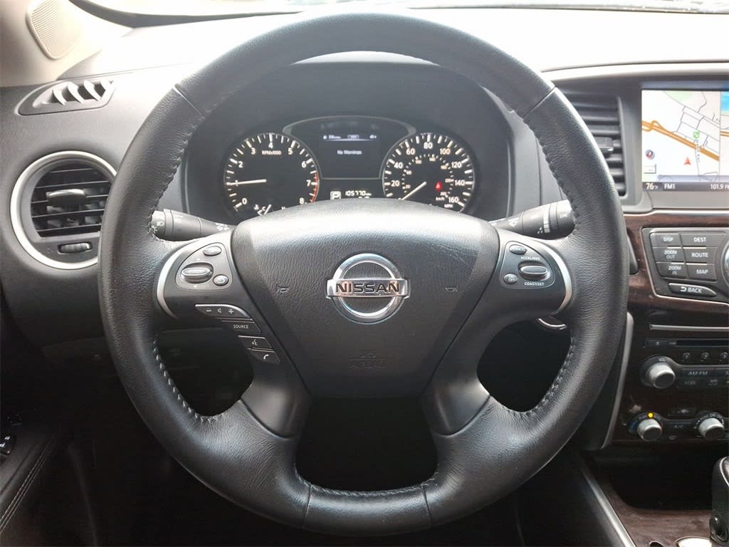 2014 Nissan Pathfinder SL 2