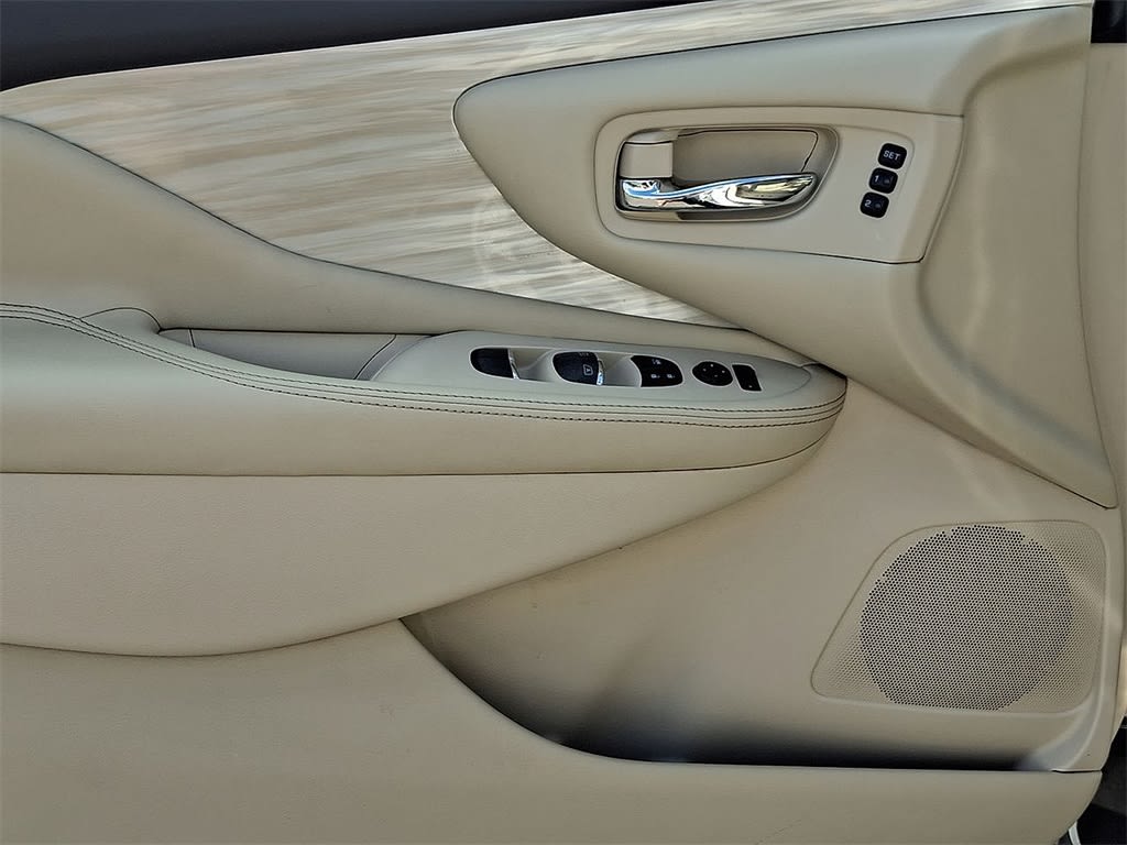 Thumbnail: 2018 Nissan Murano - 19