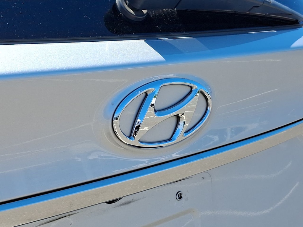 Thumbnail: 2019 Hyundai Santa Fe - 5