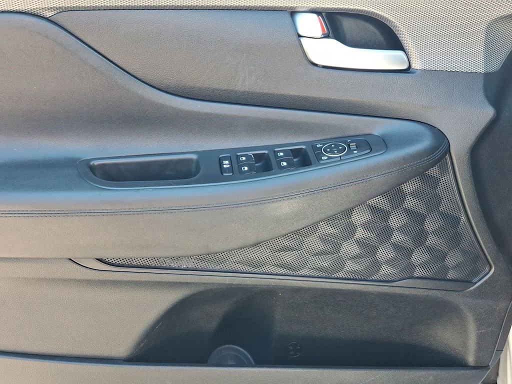 Thumbnail: 2019 Hyundai Santa Fe - 23