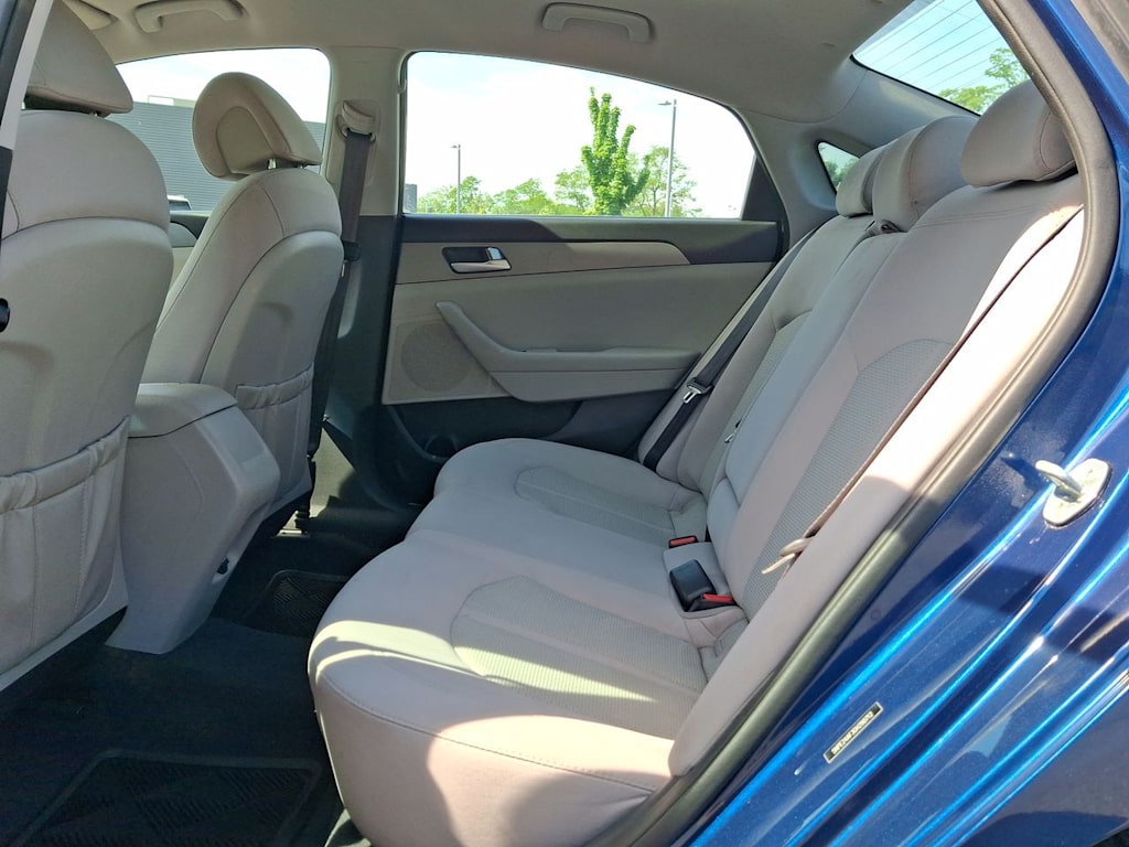 Thumbnail: 2016 Hyundai Sonata - 27