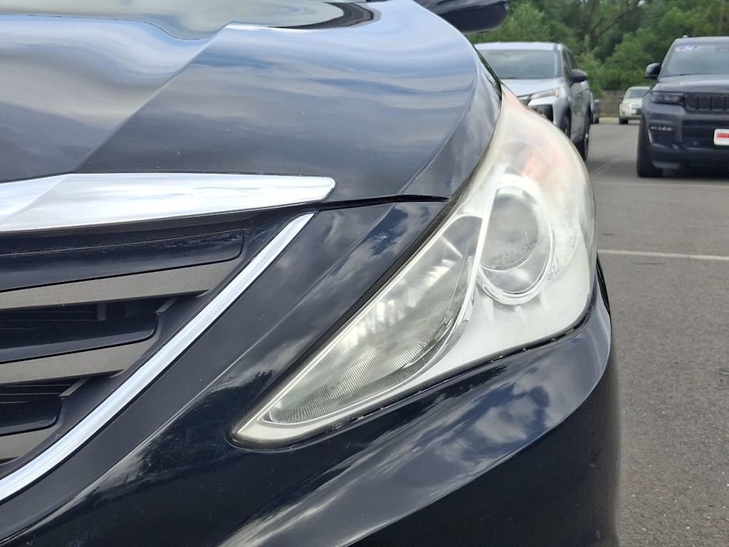 Thumbnail: 2014 Hyundai Sonata - 30