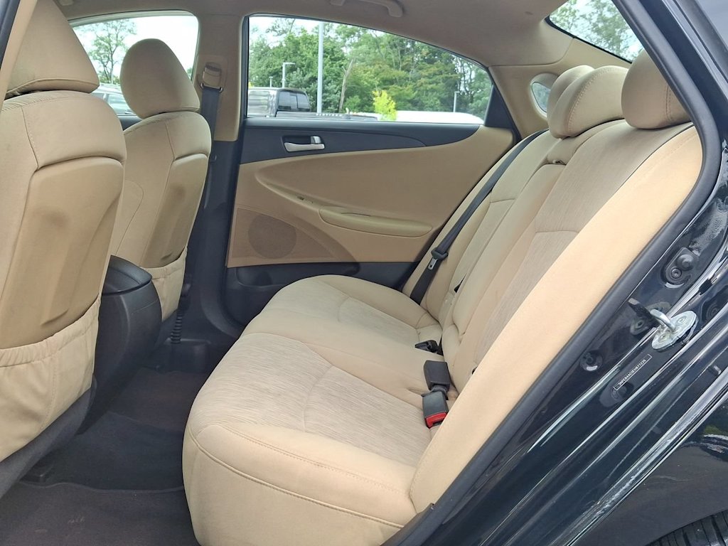 Thumbnail: 2014 Hyundai Sonata - 28