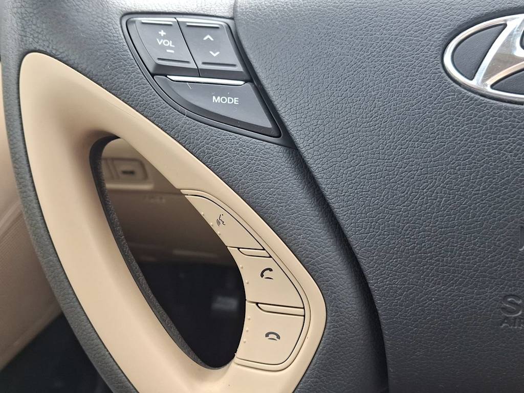 Thumbnail: 2014 Hyundai Sonata - 25