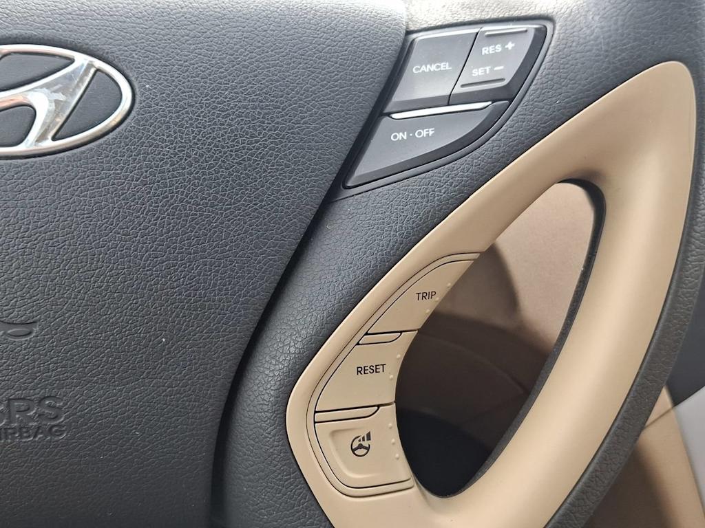 Thumbnail: 2014 Hyundai Sonata - 26
