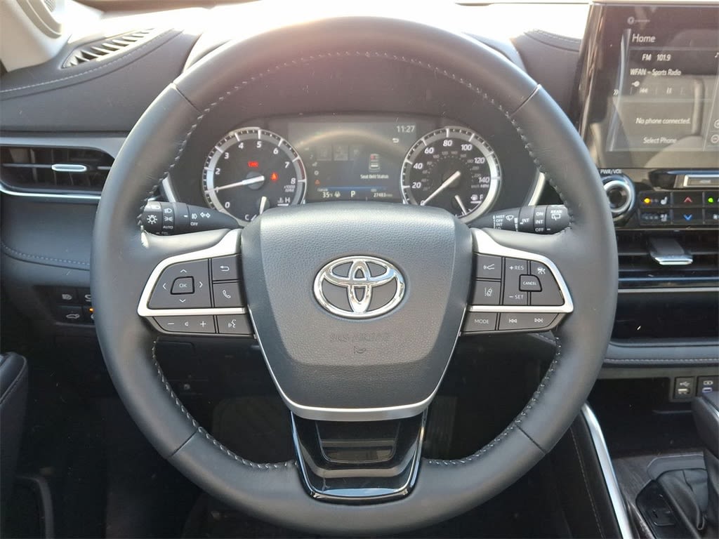 2022 Toyota Highlander Limited 2