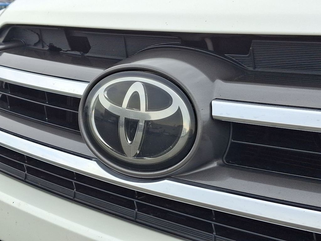 Thumbnail: 2018 Toyota Highlander - 5