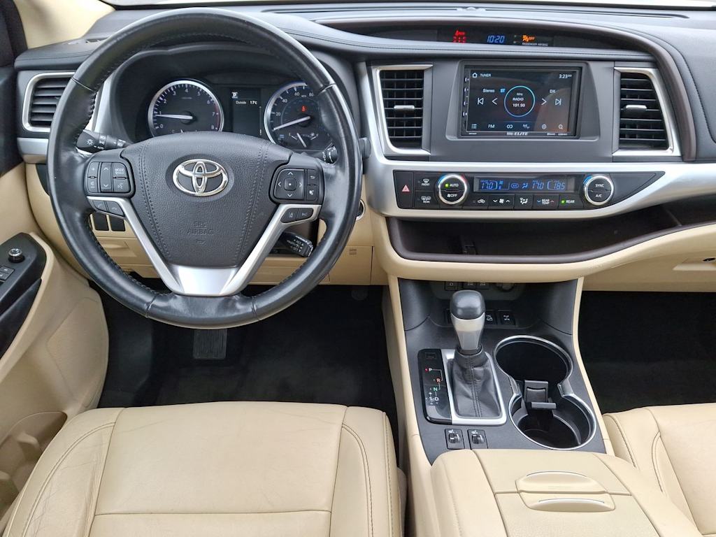 Thumbnail: 2018 Toyota Highlander - 12