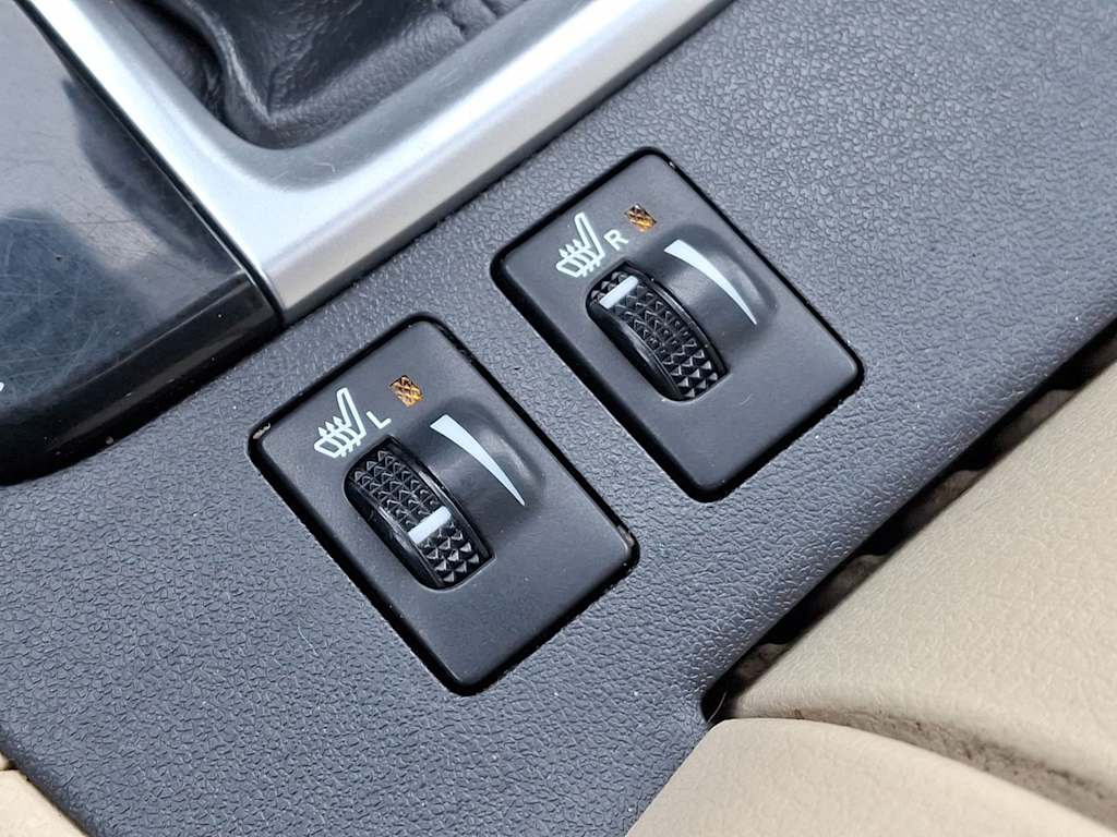 Thumbnail: 2018 Toyota Highlander - 28