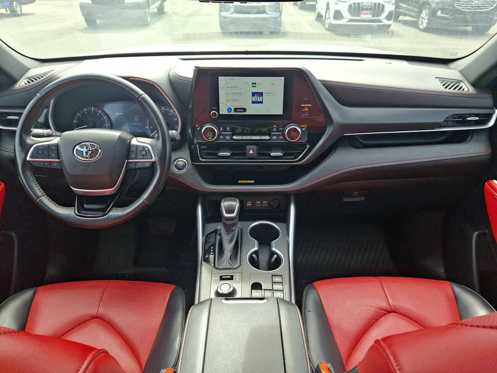 Thumbnail: 2023 Toyota Highlander - 2