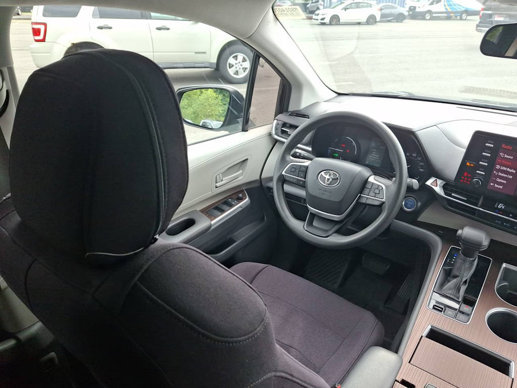 Thumbnail: 2021 Toyota Sienna - 2