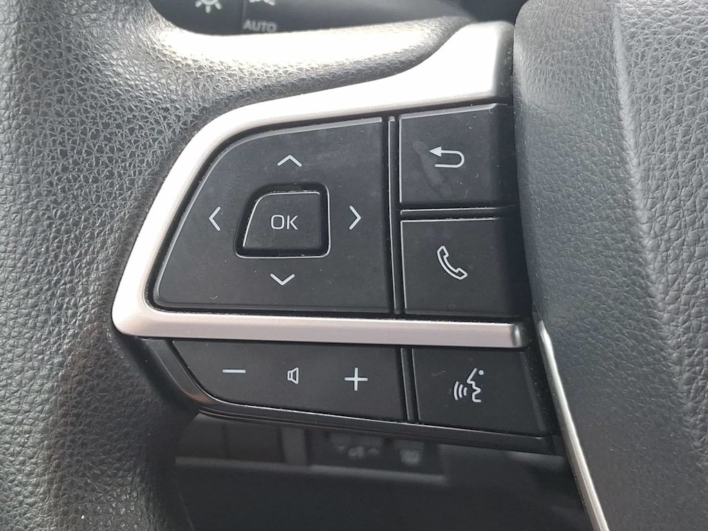 Thumbnail: 2021 Toyota Sienna - 27