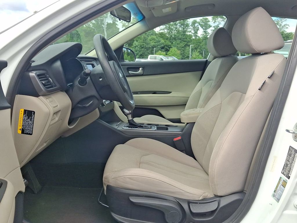 Thumbnail: 2016 Kia Optima - 8