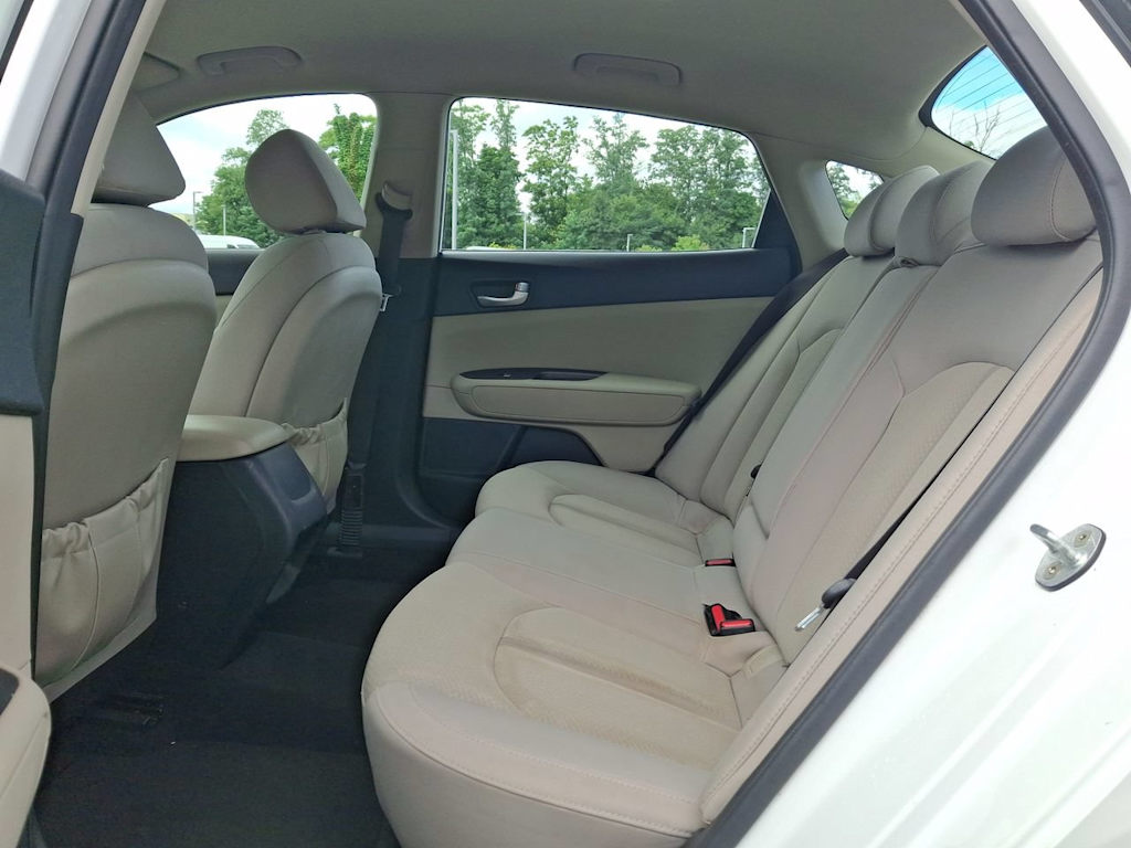 Thumbnail: 2016 Kia Optima - 29