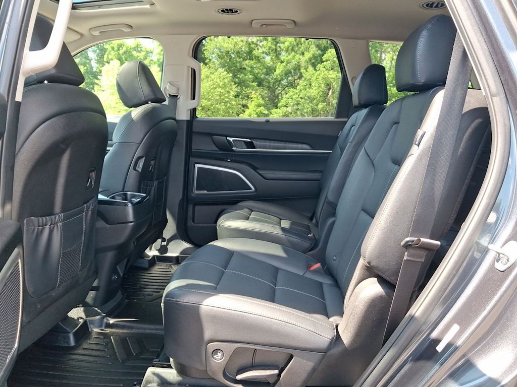 Thumbnail: 2023 Kia Telluride - 28