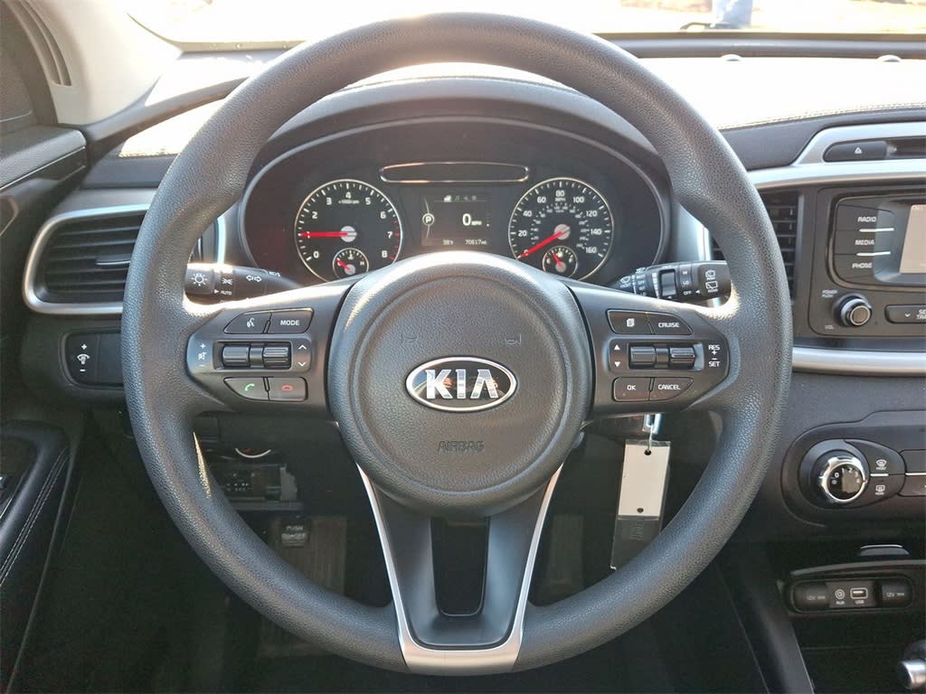 2017 Kia Sorento LX 2