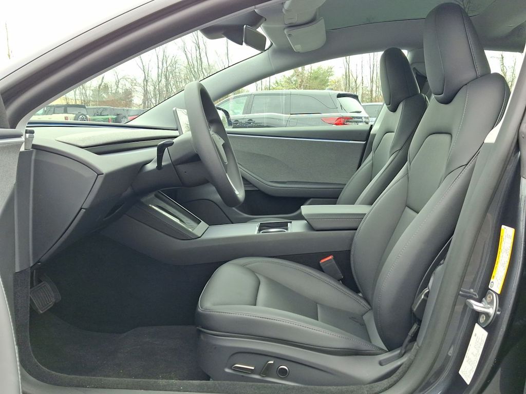 Thumbnail: 2026 Tesla Model 3 - 8