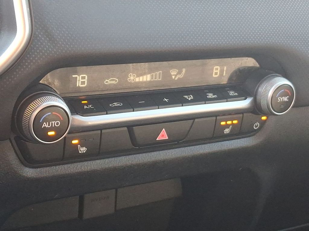 Thumbnail: 2025 Mazda CX-50 - 28