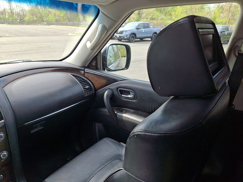 Thumbnail: 2014 INFINITI QX80 - 7