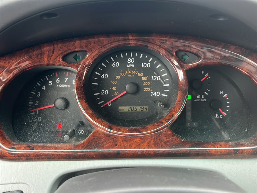 2005 Toyota Highlander Base 10