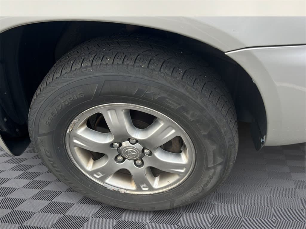 2005 Toyota Highlander Base 5