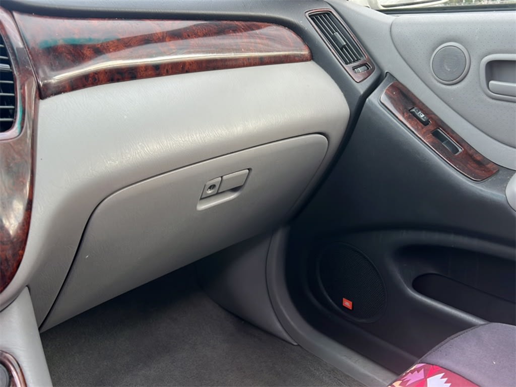2005 Toyota Highlander Base 24