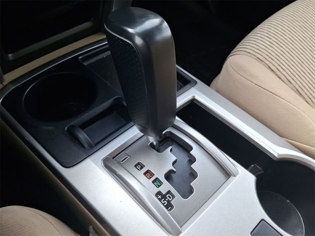 Thumbnail: 2013 Toyota 4Runner - 14