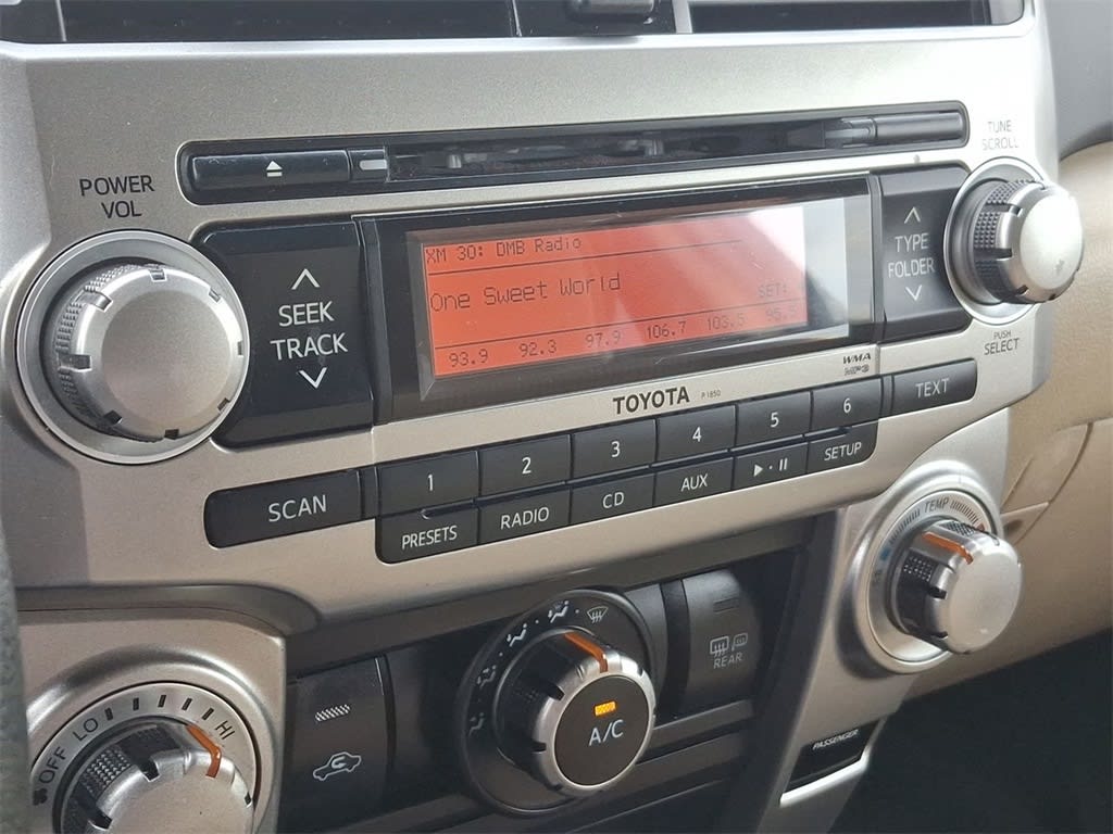 Thumbnail: 2013 Toyota 4Runner - 13