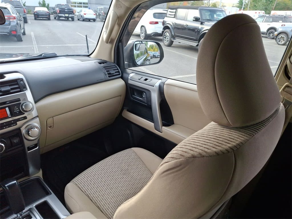 Thumbnail: 2013 Toyota 4Runner - 8