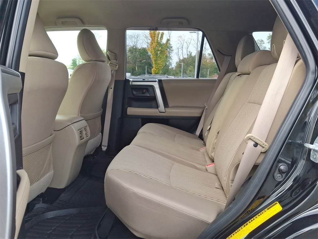 Thumbnail: 2013 Toyota 4Runner - 28