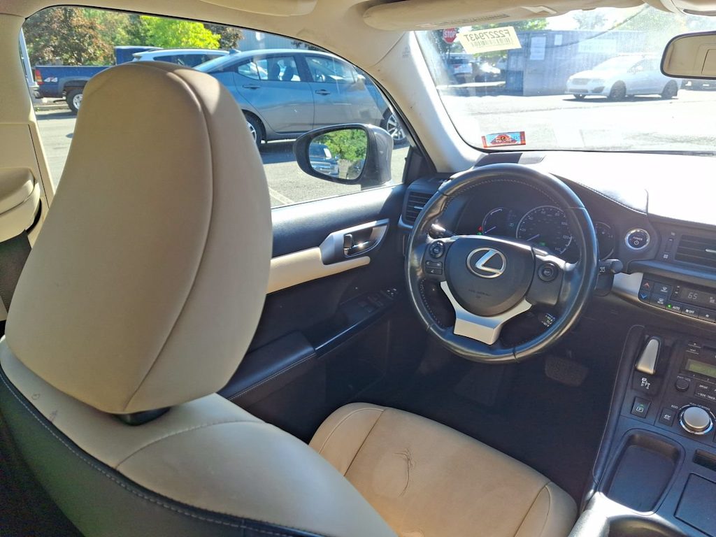 Thumbnail: 2015 Lexus CT - 7