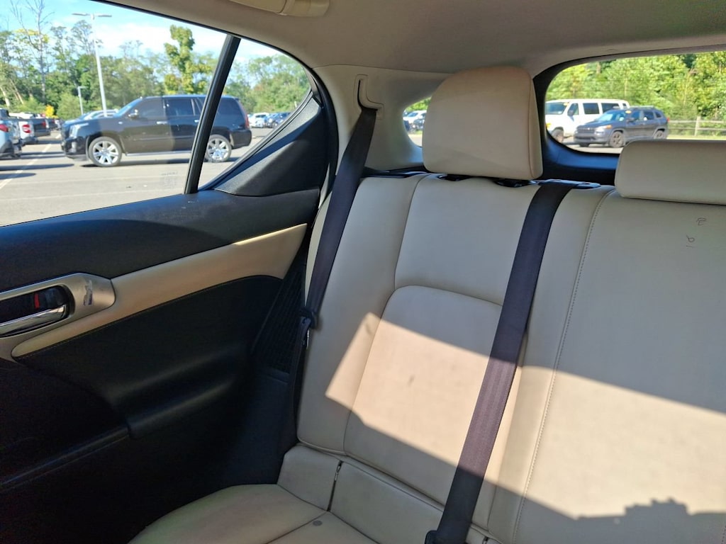 Thumbnail: 2015 Lexus CT - 10