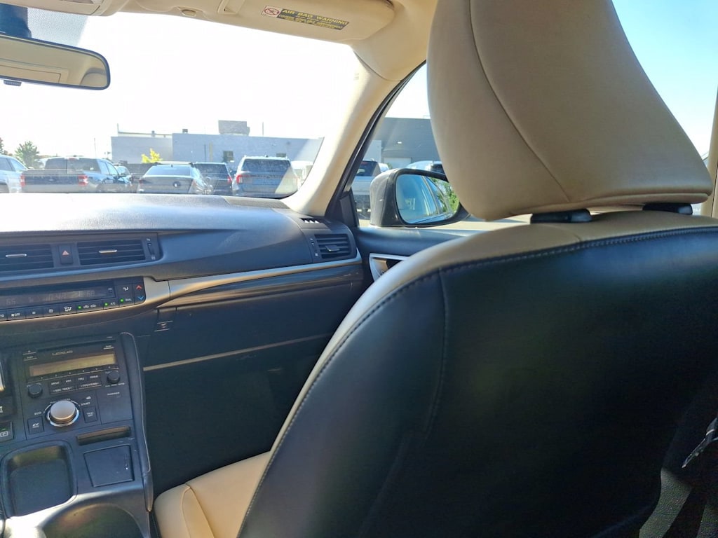 Thumbnail: 2015 Lexus CT - 8