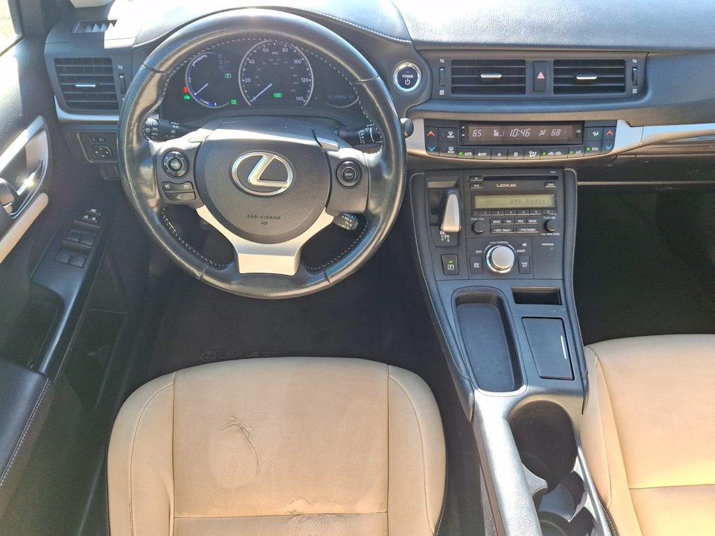 Thumbnail: 2015 Lexus CT - 12