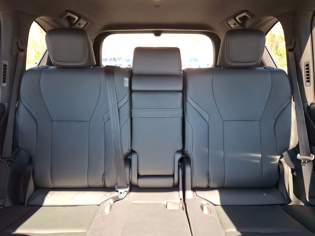 Thumbnail: 2025 Lexus ES - 22