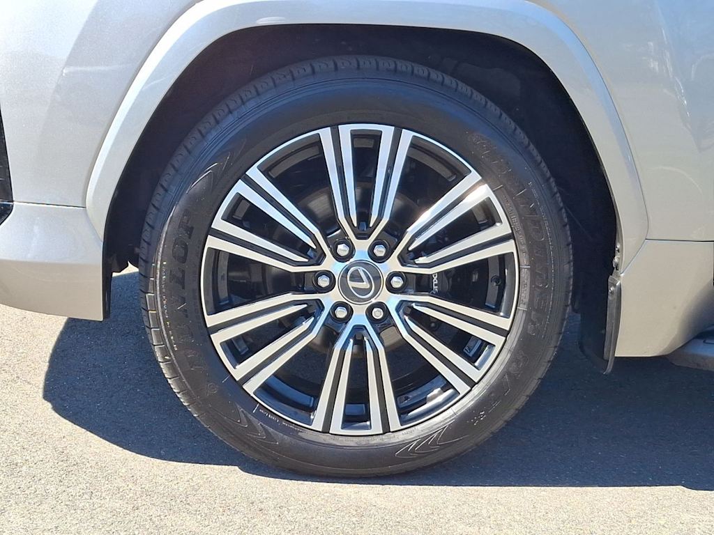 Thumbnail: 2025 Lexus ES - 6